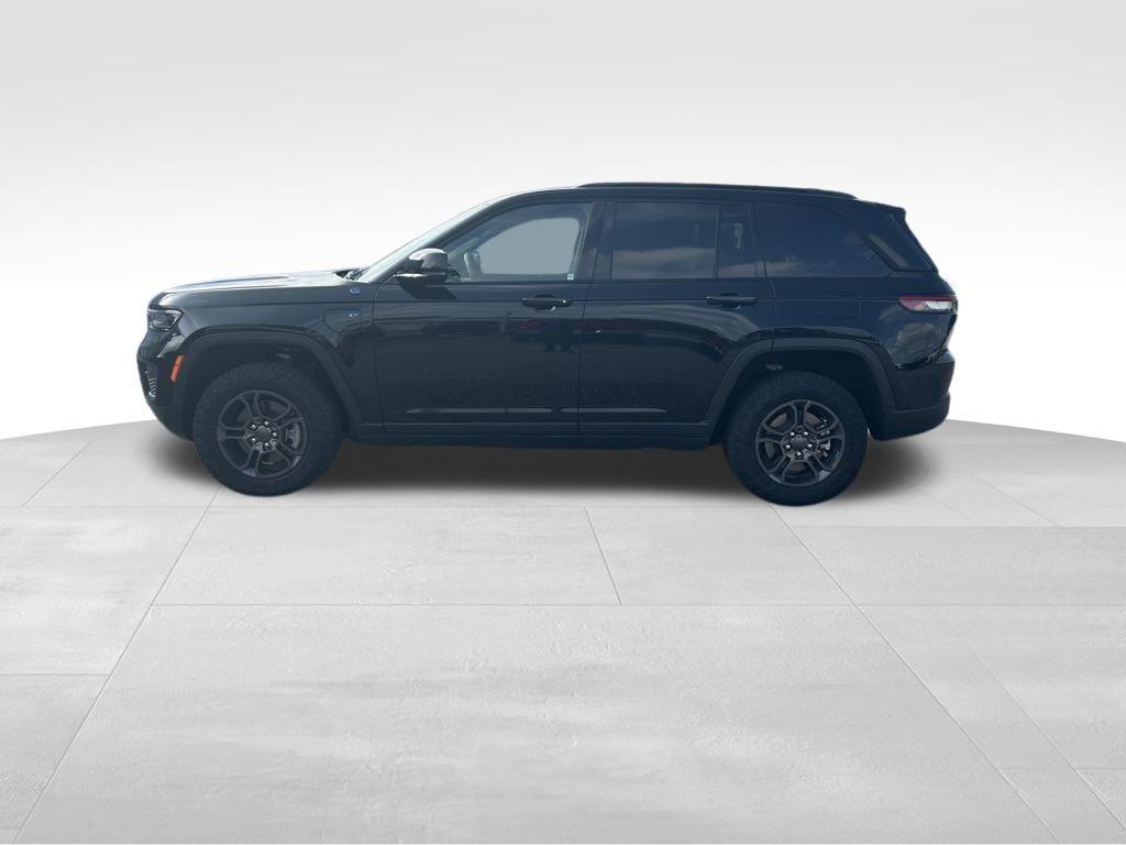 new 2024 Jeep Grand Cherokee 4xe car, priced at $43,825