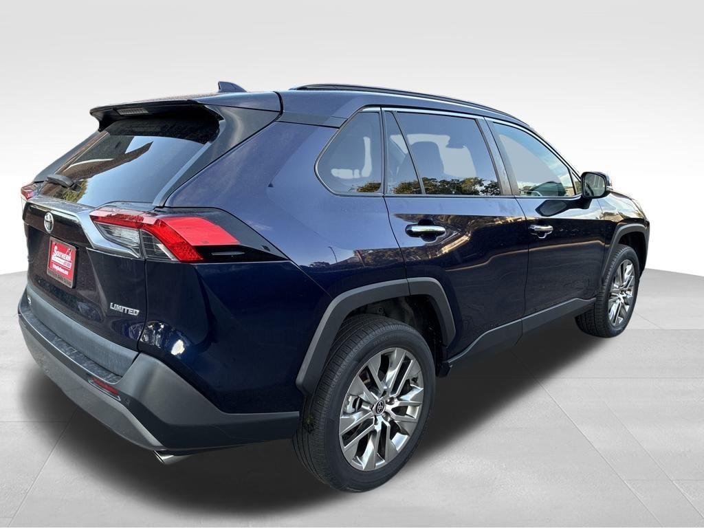 used 2021 Toyota RAV4 car