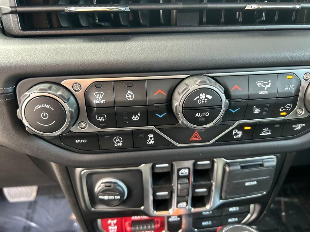 new 2025 Jeep Gladiator car, priced at $54,958