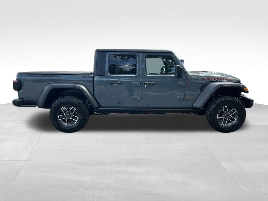 new 2025 Jeep Gladiator car, priced at $54,958