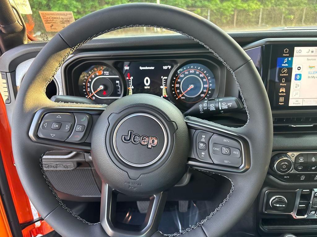 new 2025 Jeep Wrangler car, priced at $49,771