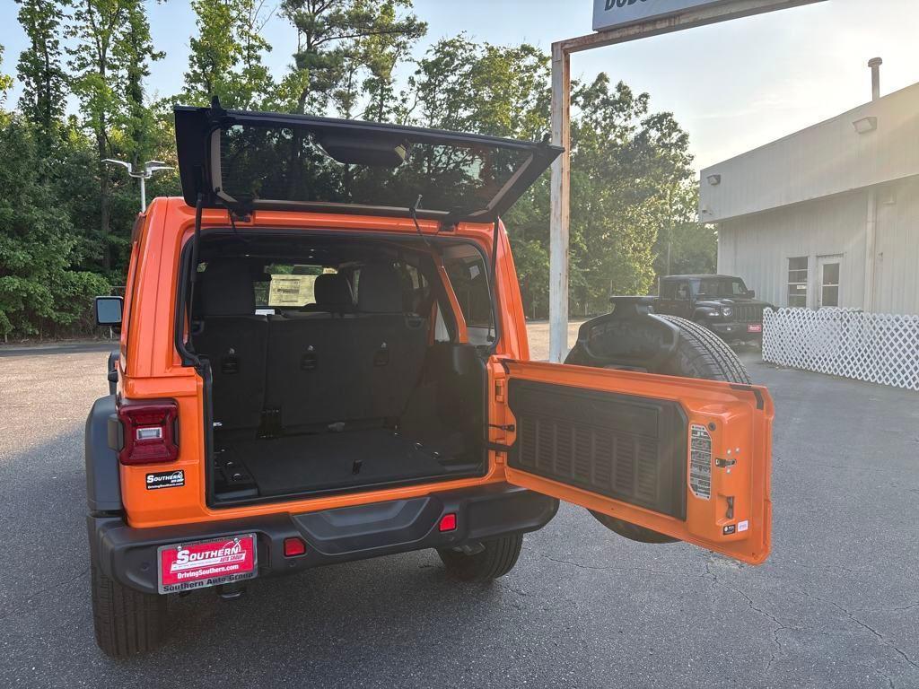 new 2025 Jeep Wrangler car, priced at $49,938