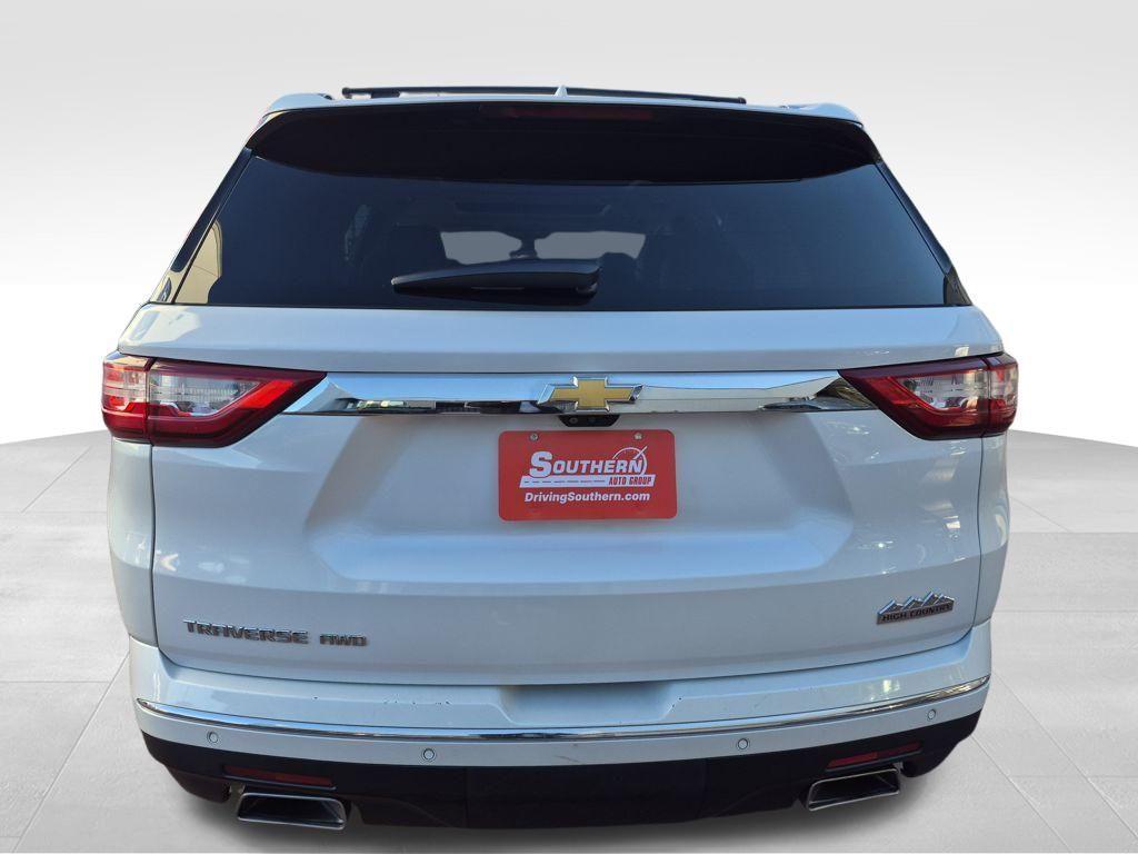 used 2021 Chevrolet Traverse car, priced at $26,569