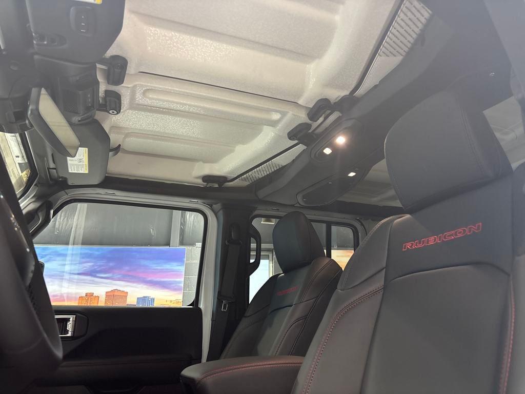 new 2025 Jeep Wrangler car, priced at $60,983