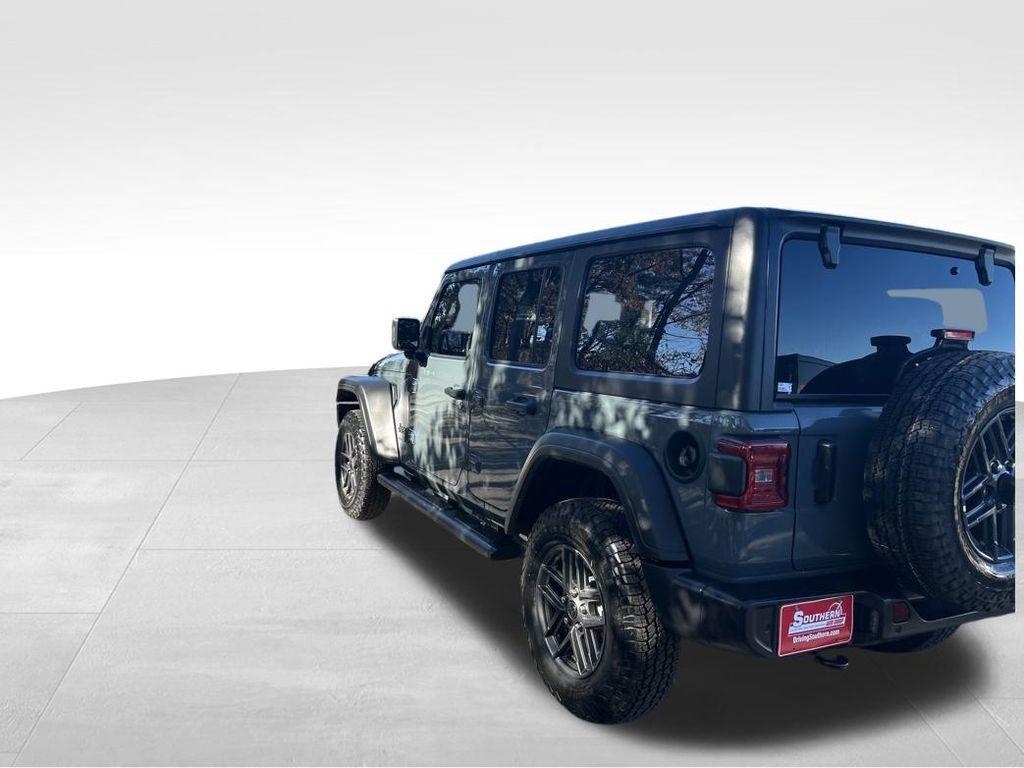 new 2026 Jeep Wrangler car, priced at $48,616