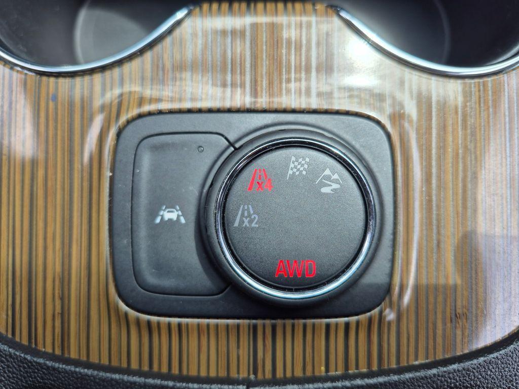 used 2023 GMC Acadia car, priced at $30,850