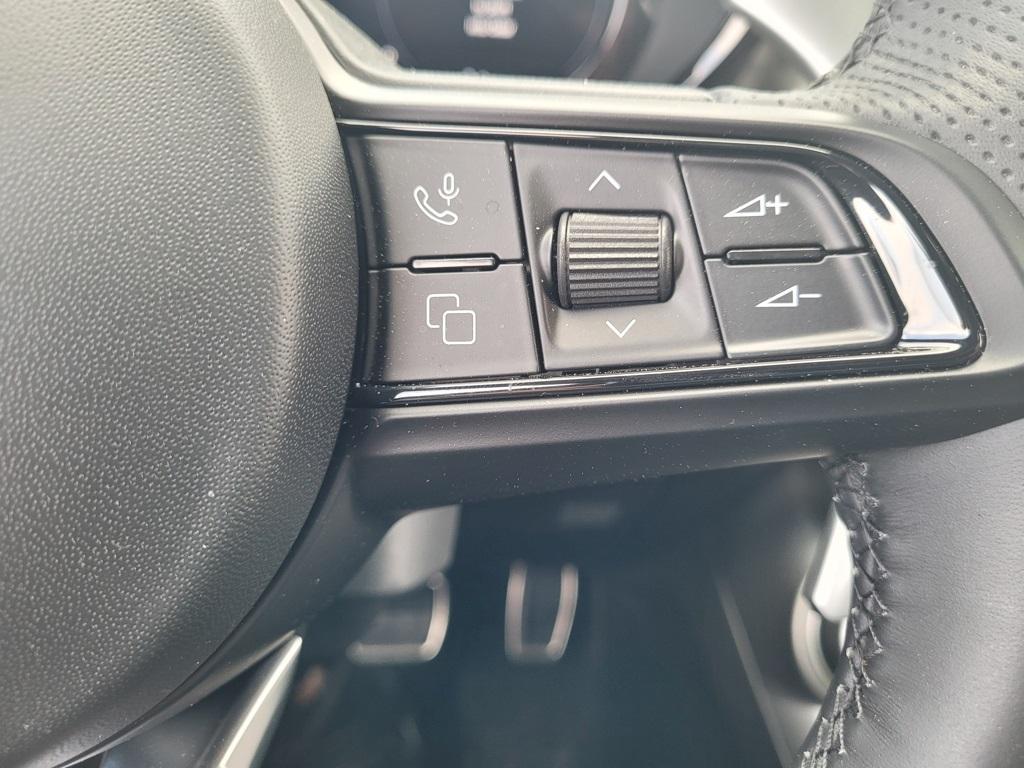 new 2024 Alfa Romeo Tonale car, priced at $48,015