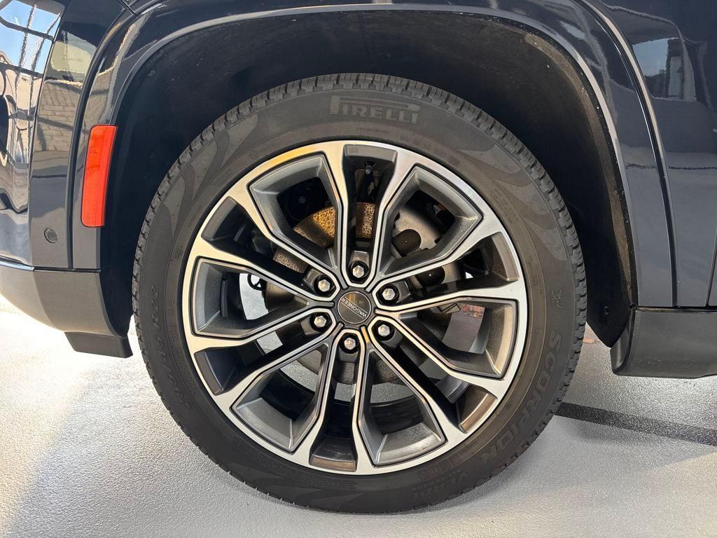 new 2024 Jeep Grand Wagoneer L car, priced at $98,583