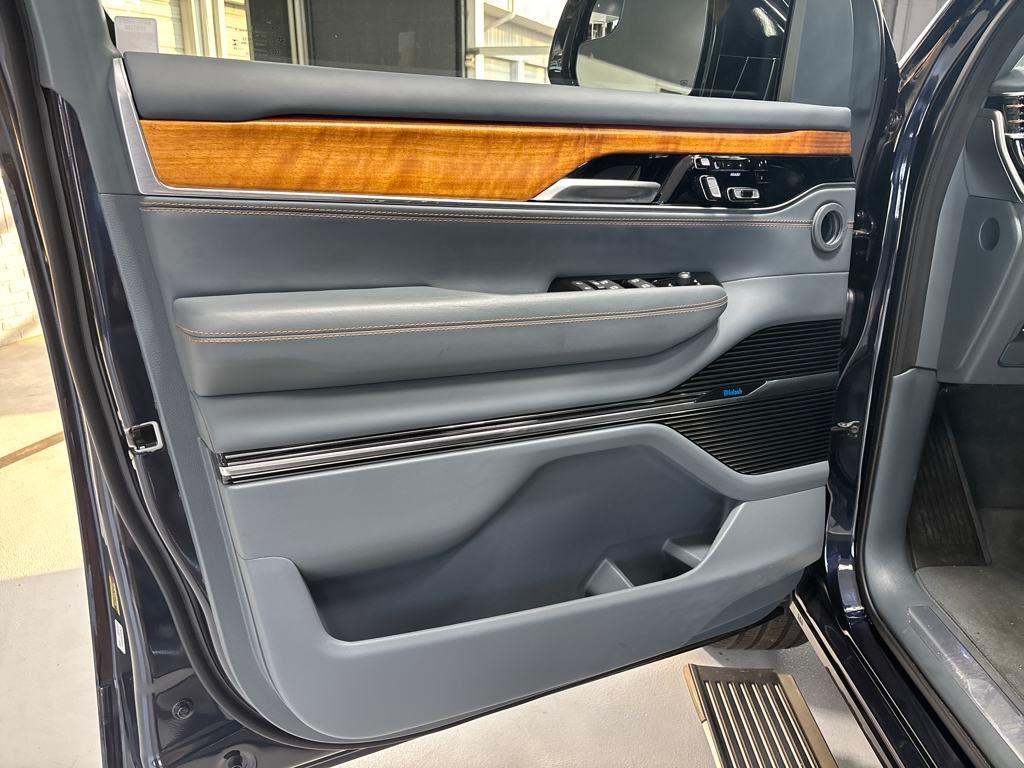 new 2024 Jeep Grand Wagoneer L car, priced at $99,105