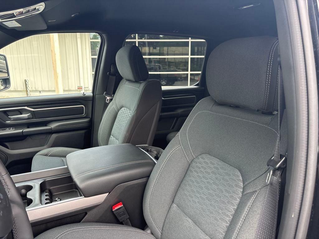 new 2025 Ram 1500 car, priced at $51,991