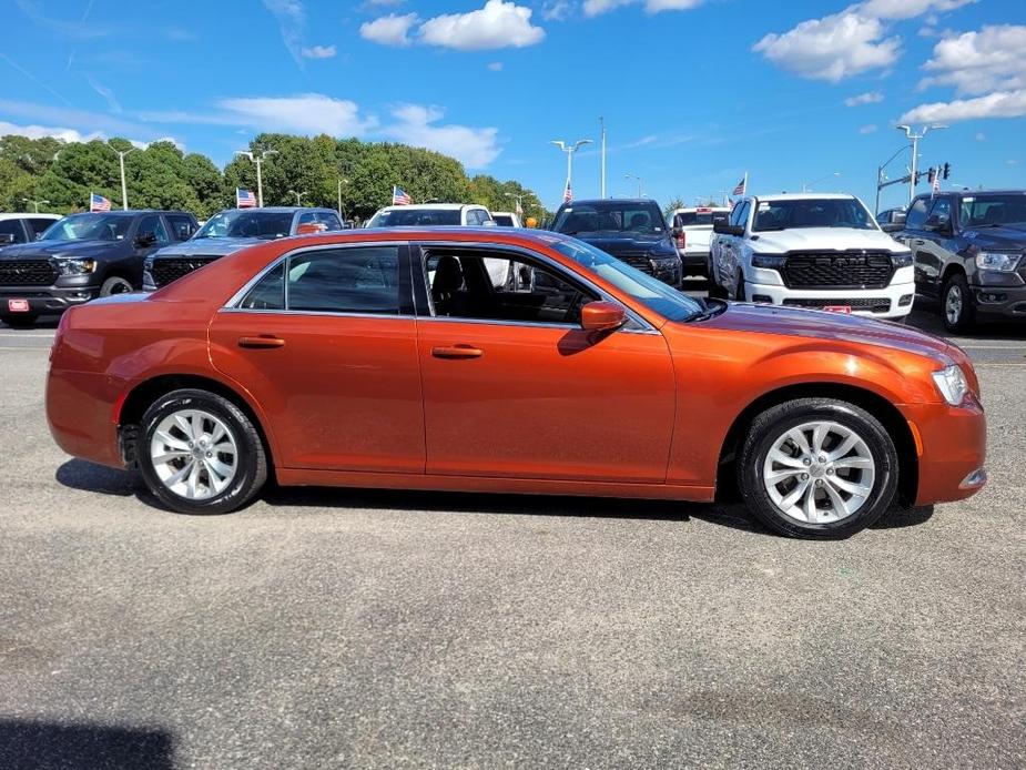 used 2021 Chrysler 300 car, priced at $23,426