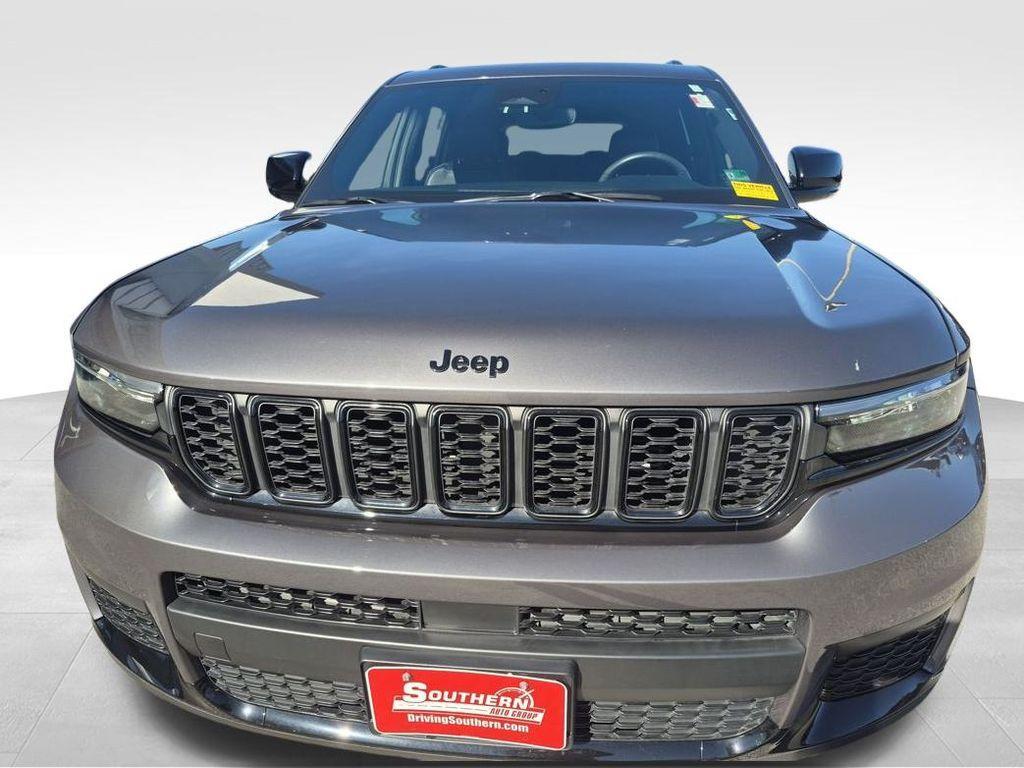 used 2022 Jeep Grand Cherokee L car, priced at $32,143
