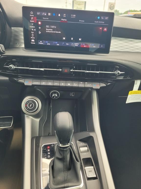 new 2024 Alfa Romeo Tonale car, priced at $47,862