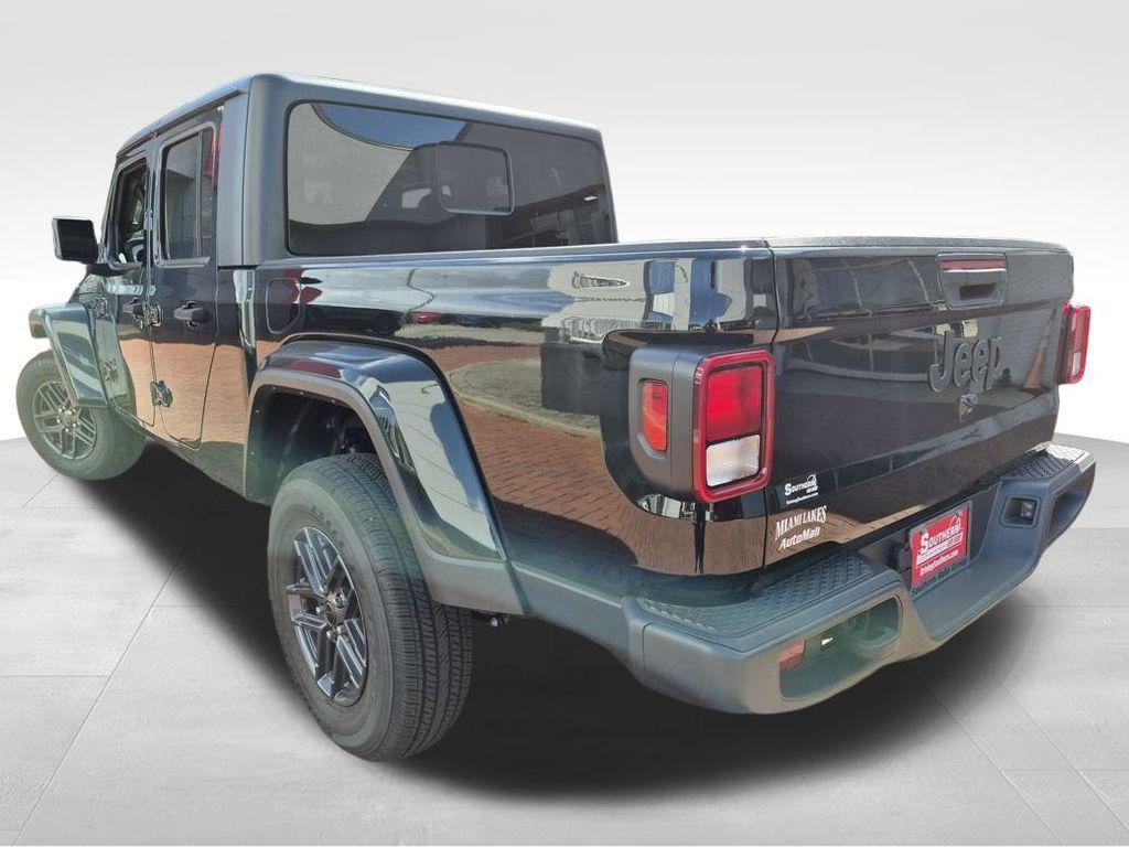used 2024 Jeep Gladiator car, priced at $36,999