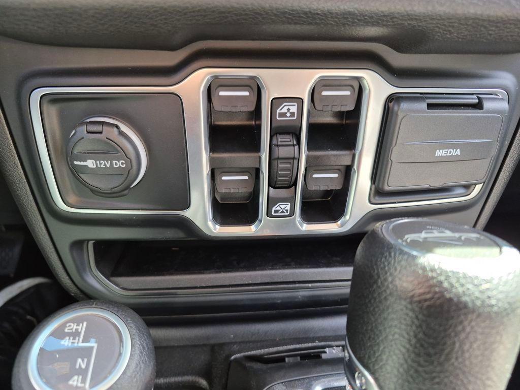 used 2024 Jeep Gladiator car, priced at $36,999
