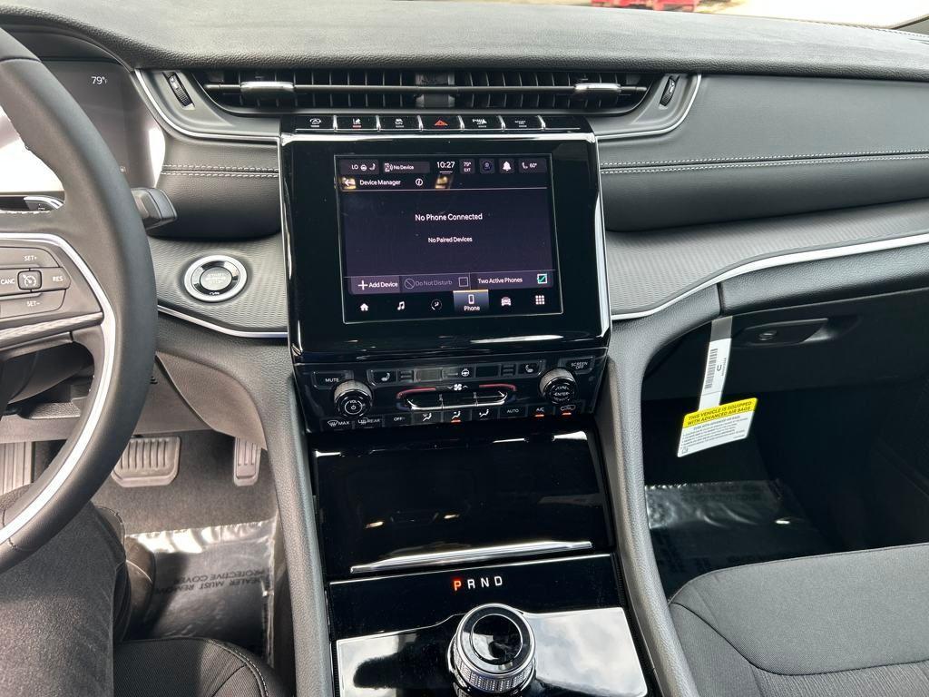 new 2025 Jeep Grand Cherokee car, priced at $35,146