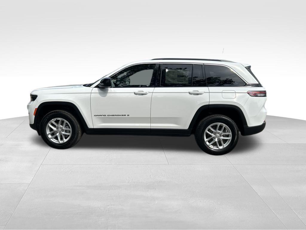 new 2025 Jeep Grand Cherokee car, priced at $35,146