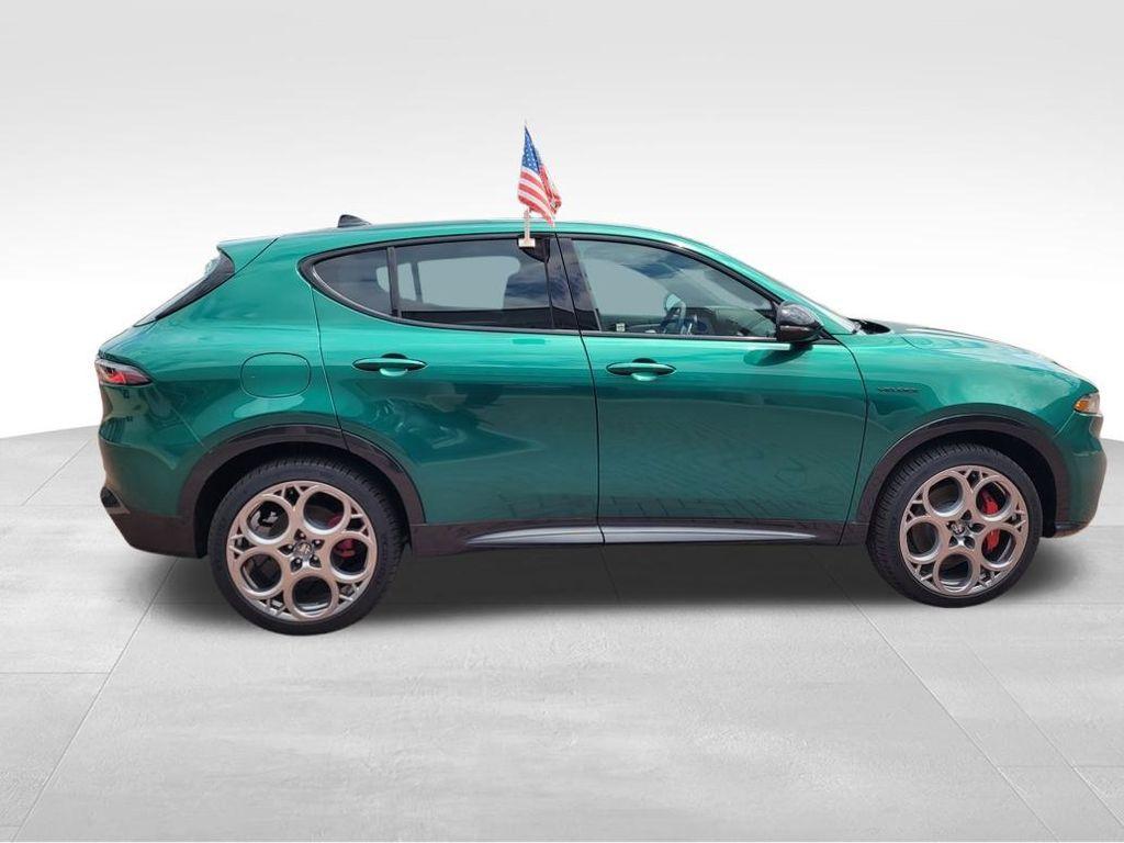 new 2024 Alfa Romeo Tonale car, priced at $37,228