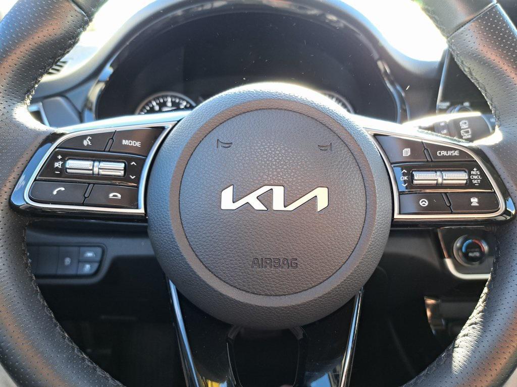 used 2023 Kia Seltos car, priced at $22,000