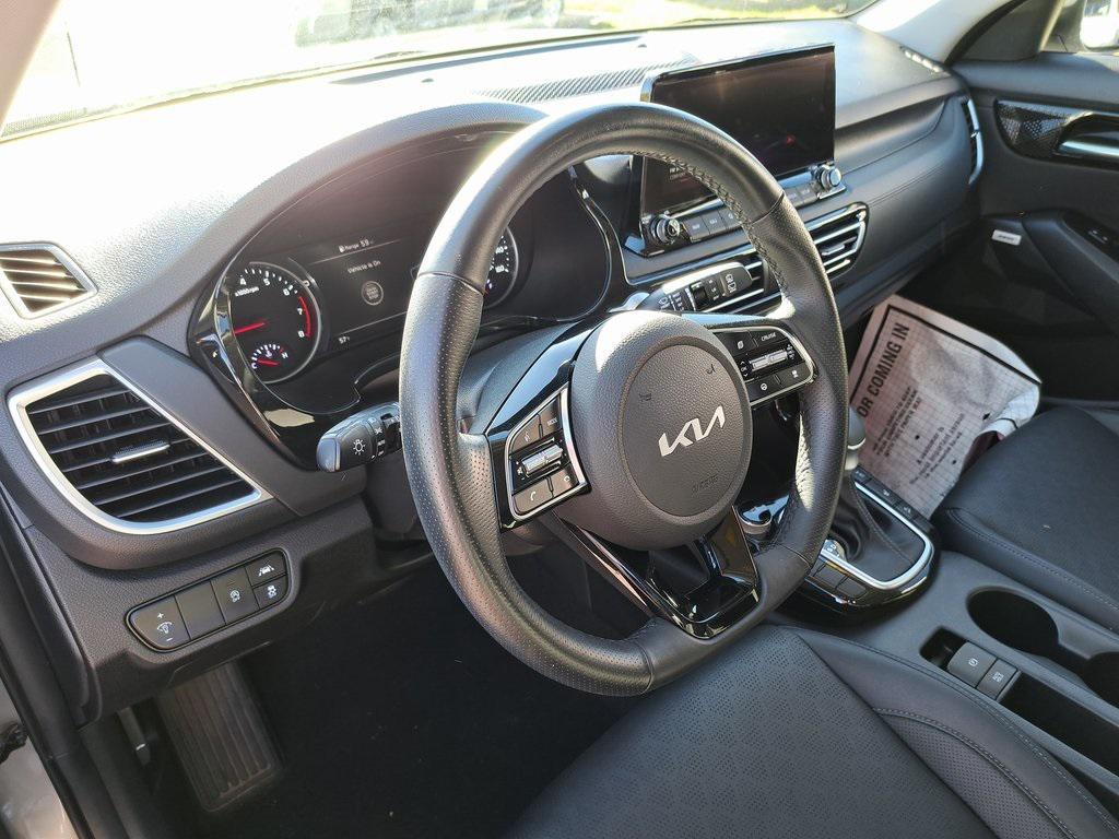 used 2023 Kia Seltos car, priced at $22,000