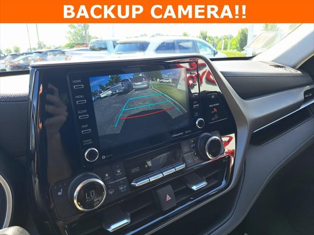 used 2022 Toyota Highlander car, priced at $37,900