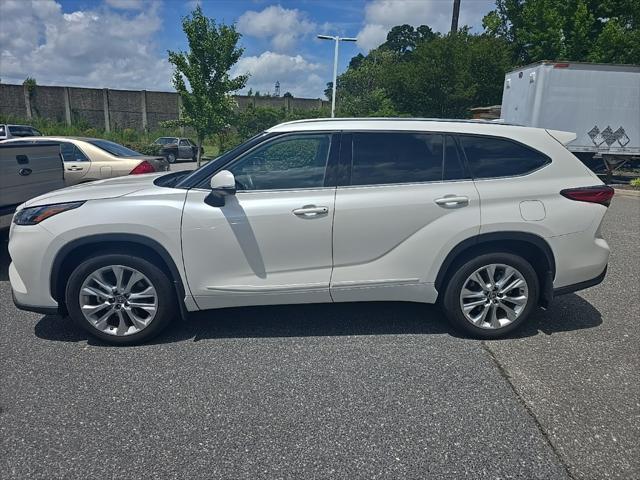 used 2020 Toyota Highlander car, priced at $32,500