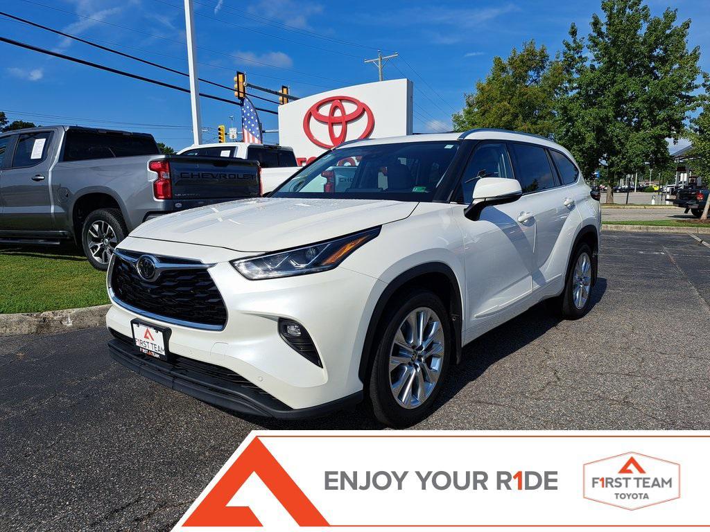used 2020 Toyota Highlander car, priced at $32,500