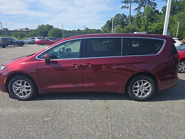 used 2023 Chrysler Pacifica car, priced at $24,300