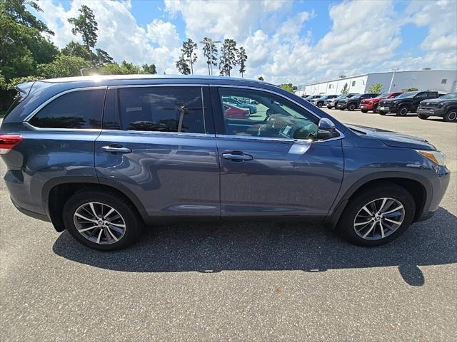 used 2019 Toyota Highlander car, priced at $29,000