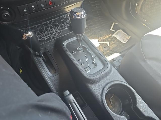 used 2015 Jeep Wrangler Unlimited car, priced at $25,500