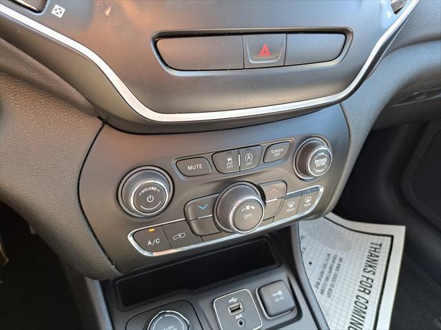 used 2019 Jeep Cherokee car, priced at $17,800