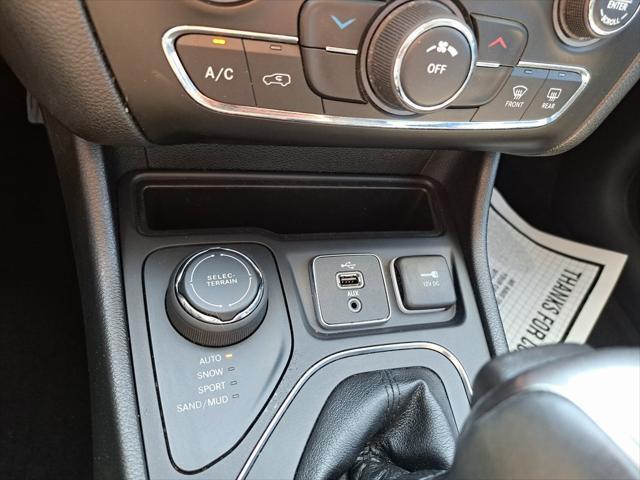 used 2019 Jeep Cherokee car, priced at $17,800