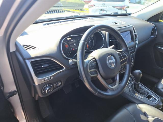 used 2019 Jeep Cherokee car, priced at $17,800