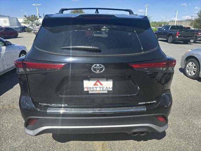 used 2022 Toyota Highlander car, priced at $36,800