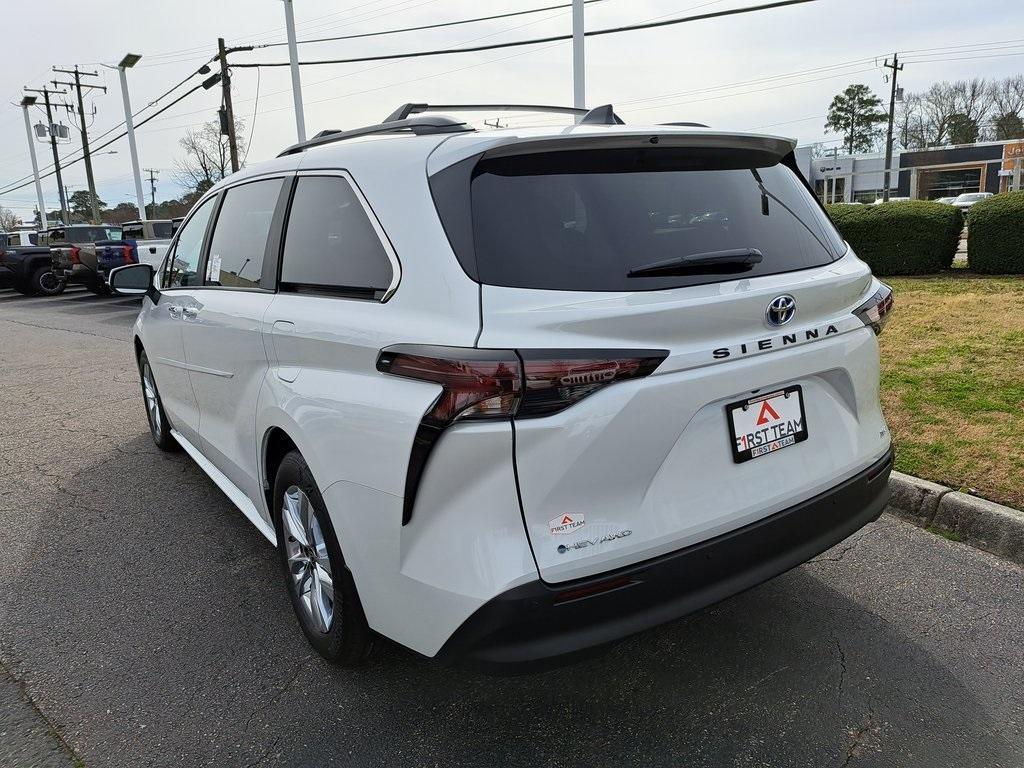 new 2025 Toyota Sienna car, priced at $47,501