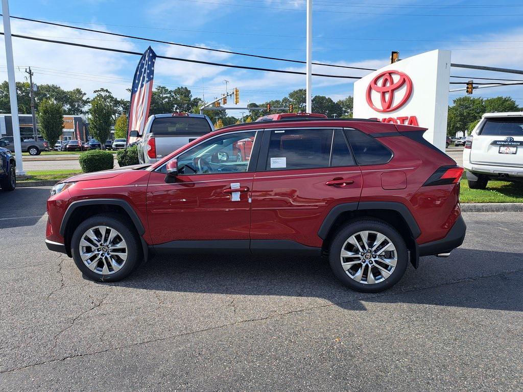 used 2025 Toyota RAV4 car