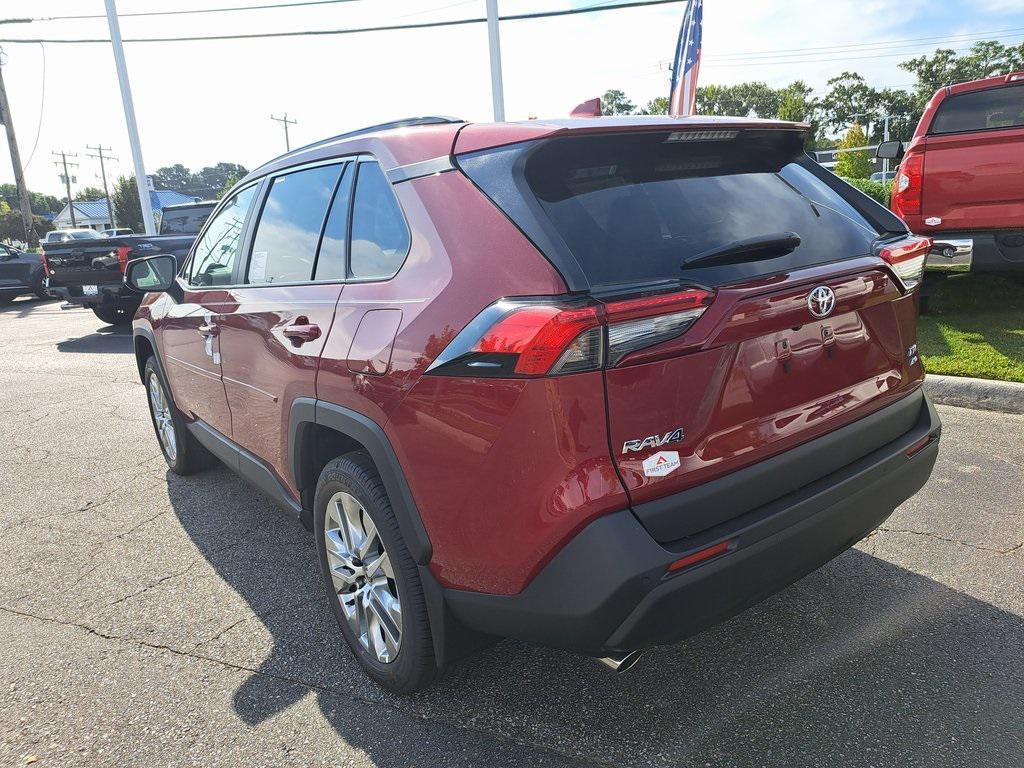 used 2025 Toyota RAV4 car