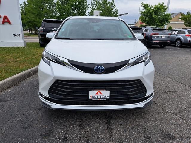 used 2023 Toyota Sienna car, priced at $41,400