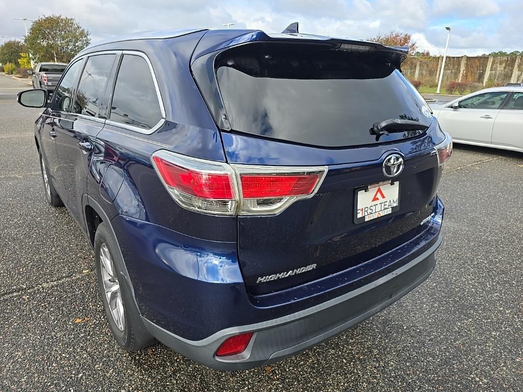 used 2015 Toyota Highlander car, priced at $19,700