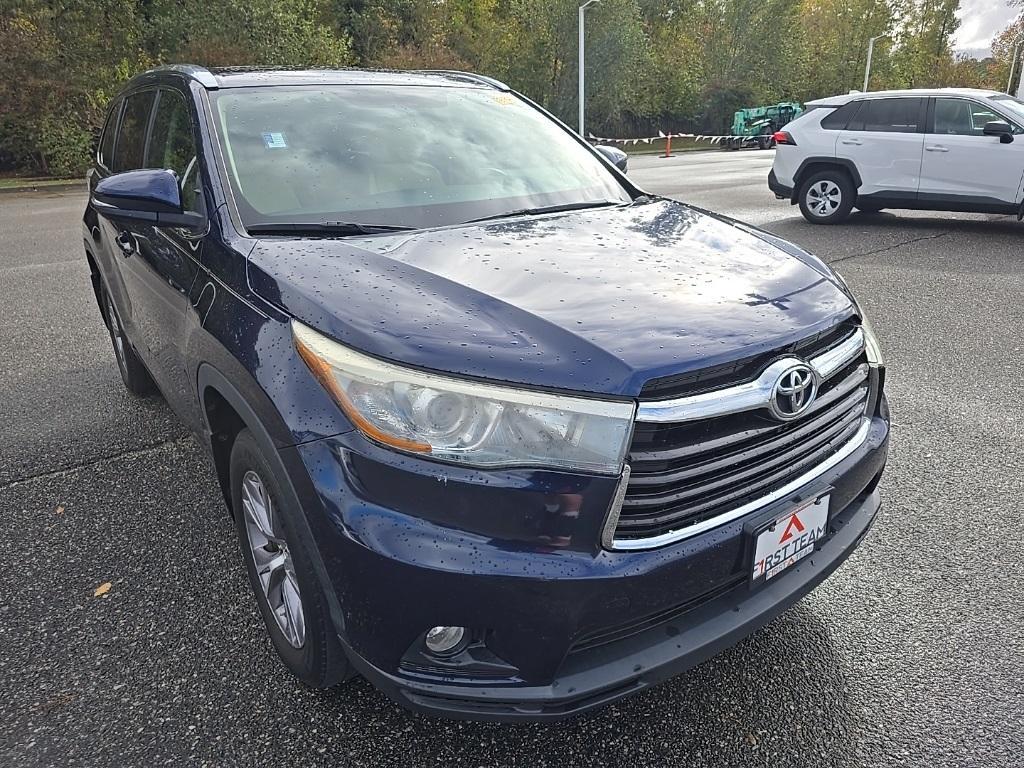 used 2015 Toyota Highlander car, priced at $19,700