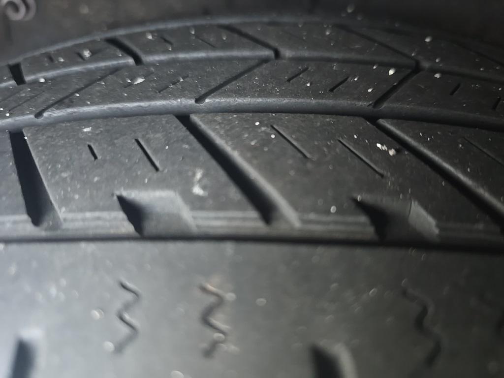 used 2021 Toyota Highlander car, priced at $29,300