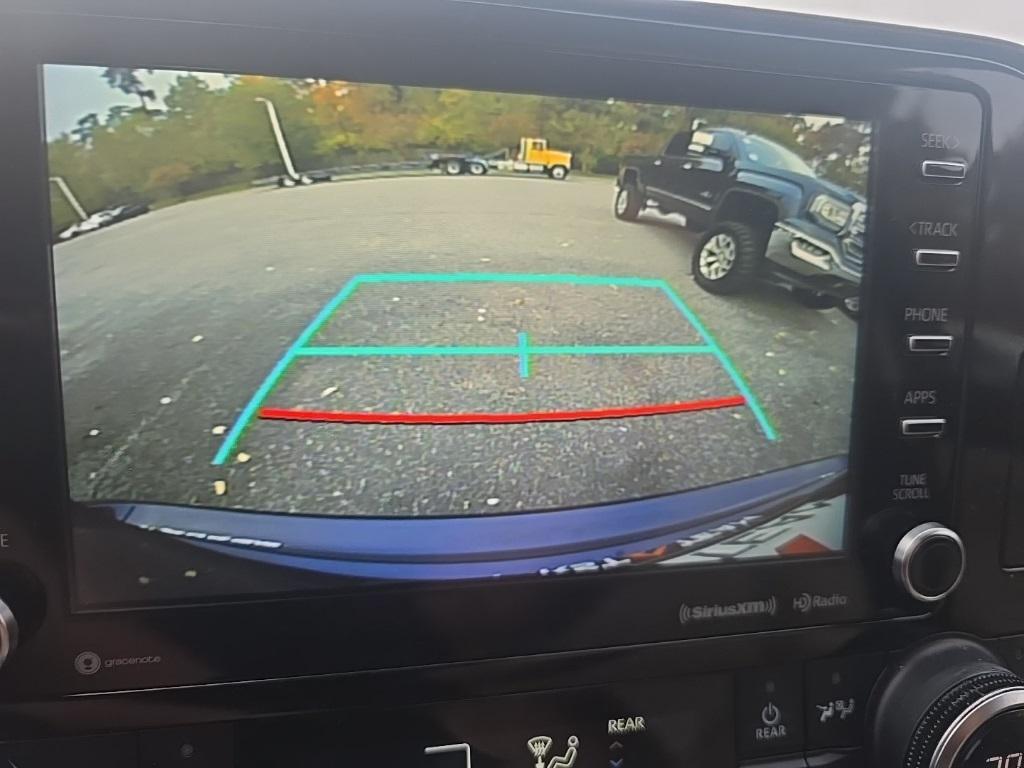 used 2021 Toyota Highlander car, priced at $29,300