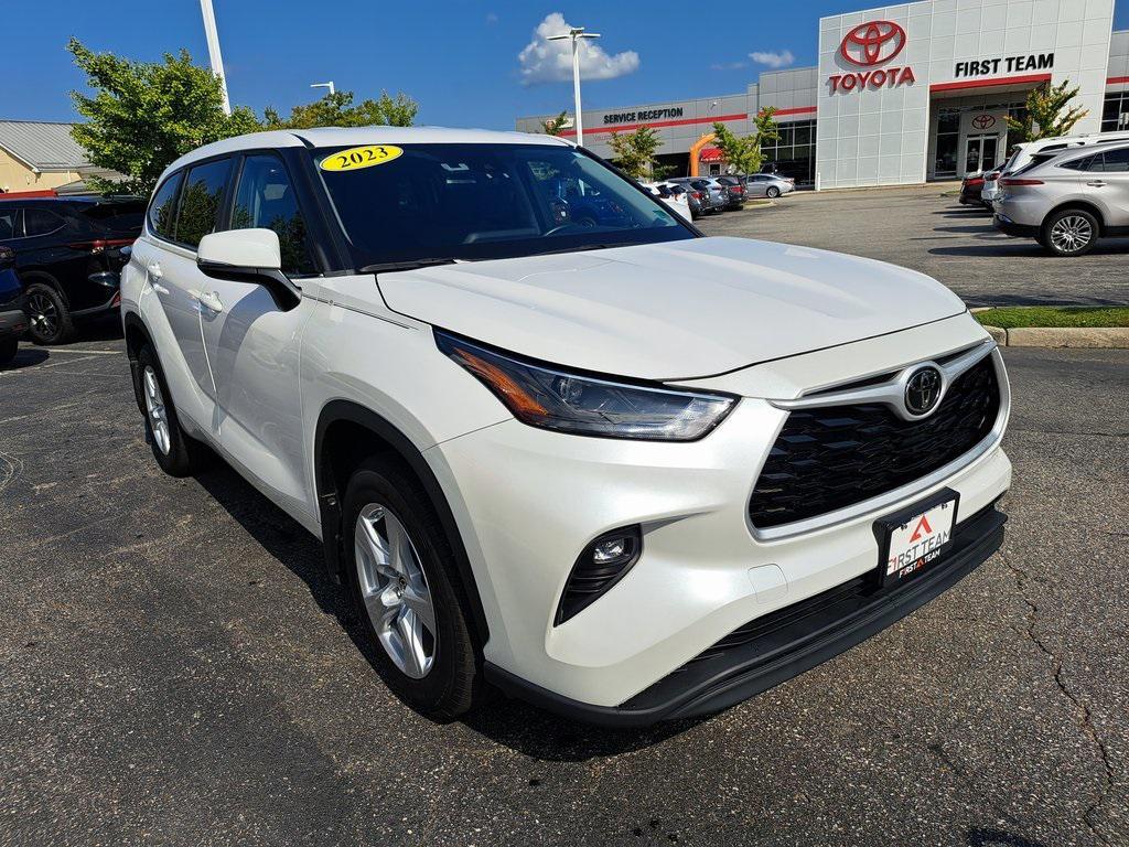 used 2023 Toyota Highlander car, priced at $35,900