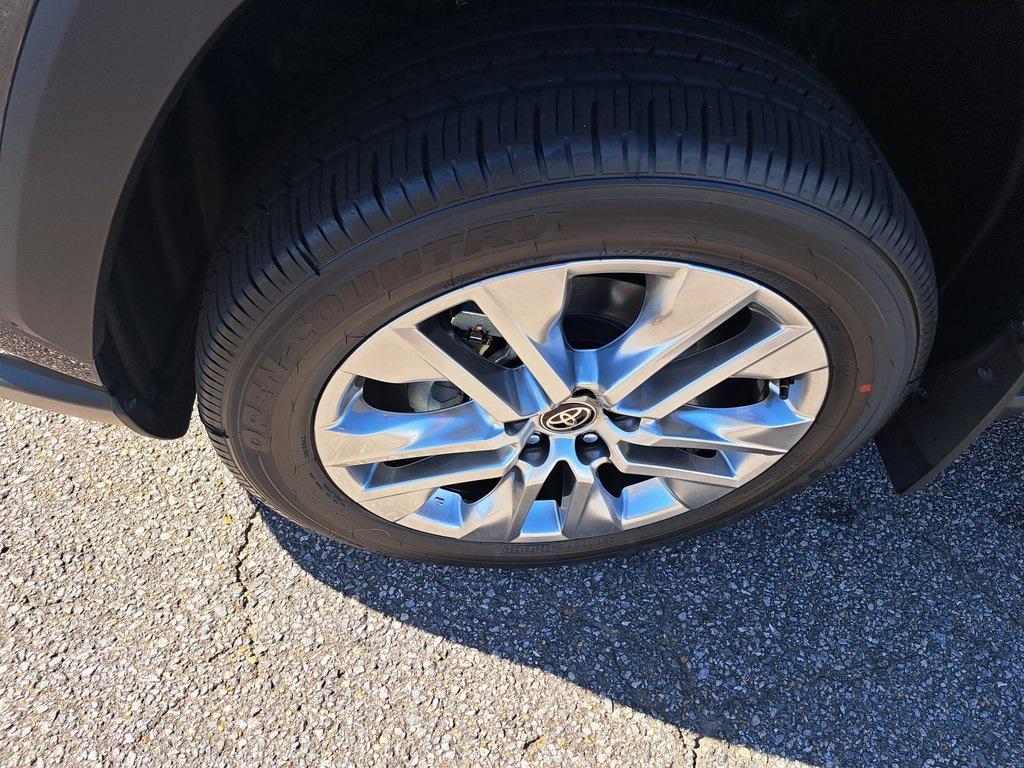 new 2025 Toyota RAV4 car, priced at $36,920
