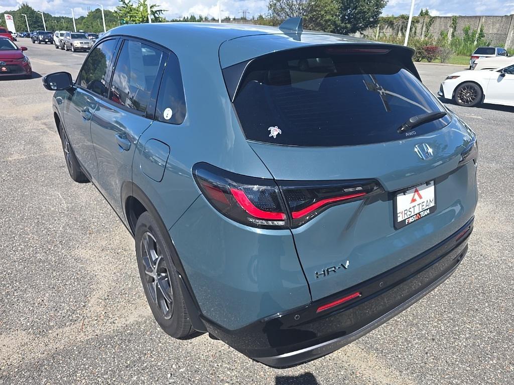 used 2025 Honda HR-V car, priced at $29,900