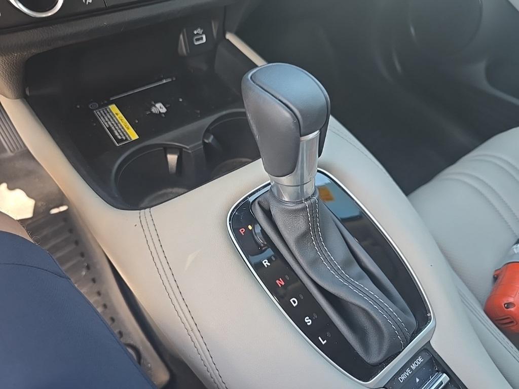 used 2025 Honda HR-V car, priced at $29,900