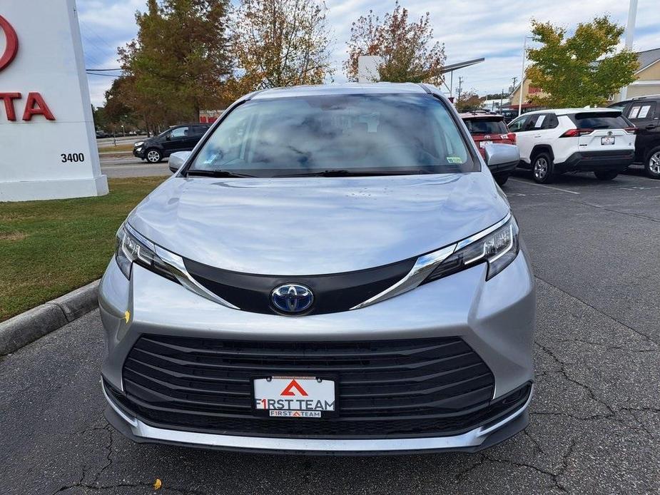 used 2023 Toyota Sienna car, priced at $40,200