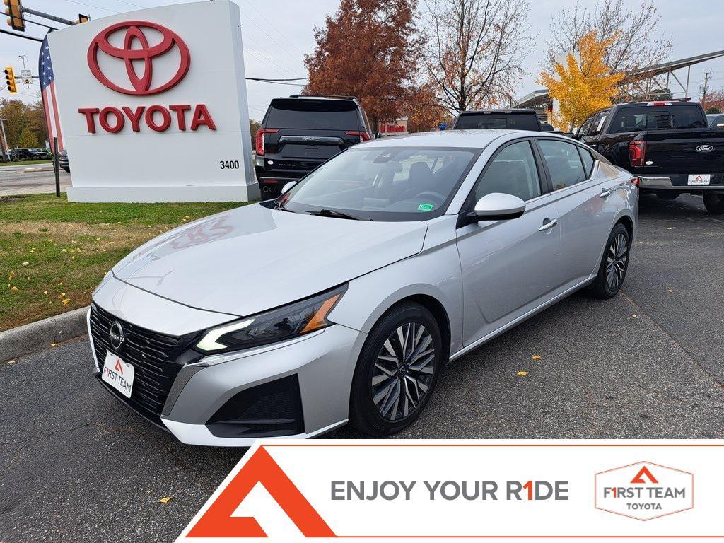 used 2023 Nissan Altima car, priced at $19,000