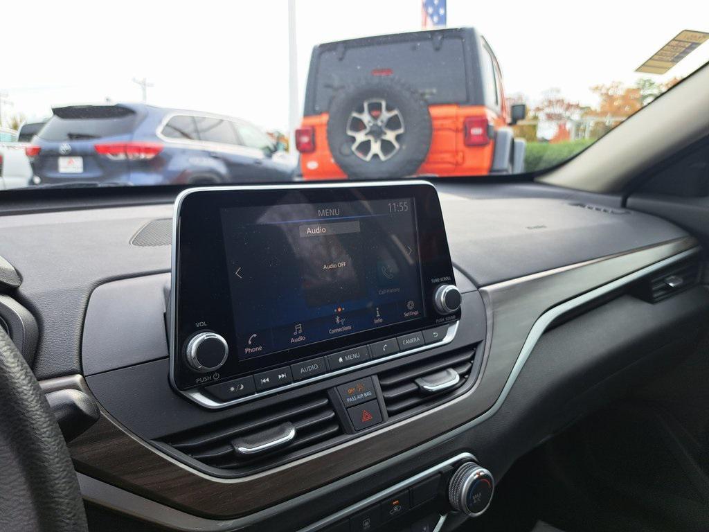 used 2023 Nissan Altima car, priced at $19,000