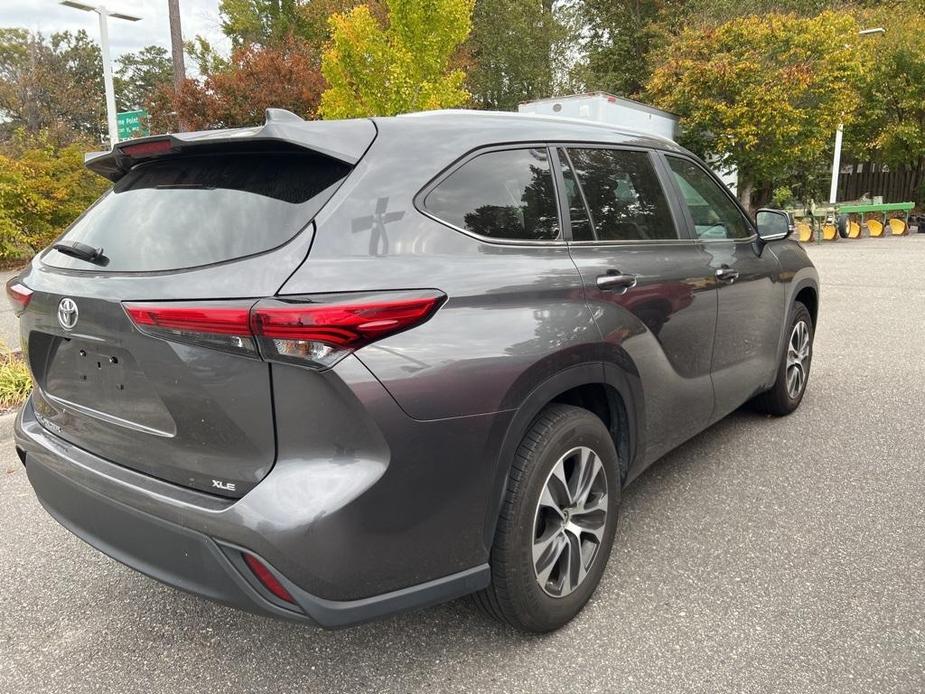 used 2023 Toyota Highlander car, priced at $38,000